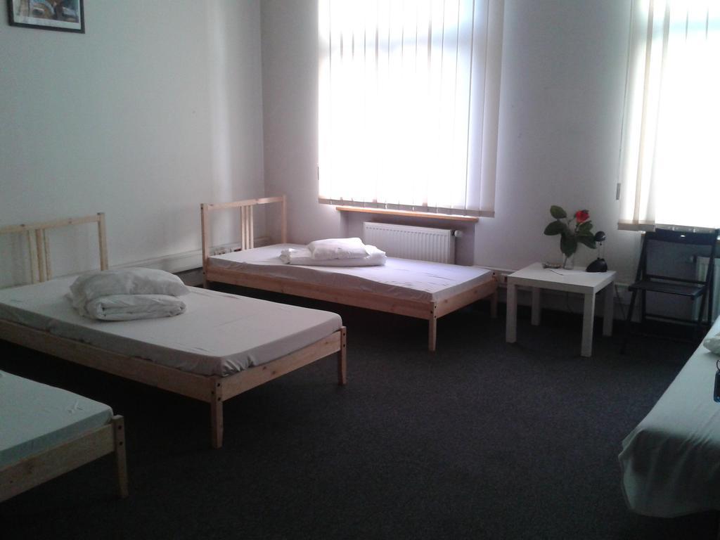Hostel Kamienica Rynek 7 Katovice Pokoj fotografie